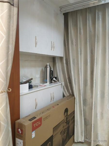 董浜滨河嘉园高档全新精装未住93平96万