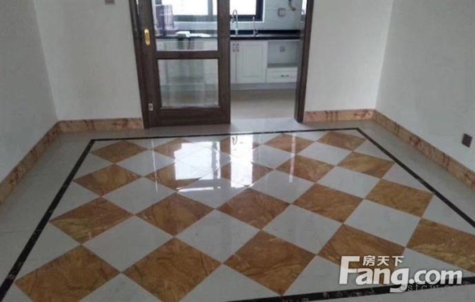 碧桂园?柏悦华府143平精装修产证不满两年