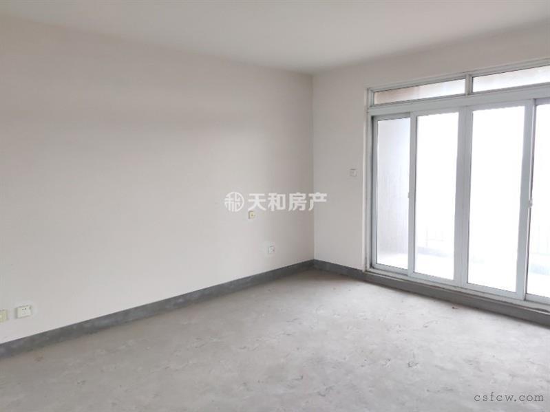 单价1.6万！【常熟老街】泰德坊电梯房，125平，满2年，有，名，额！