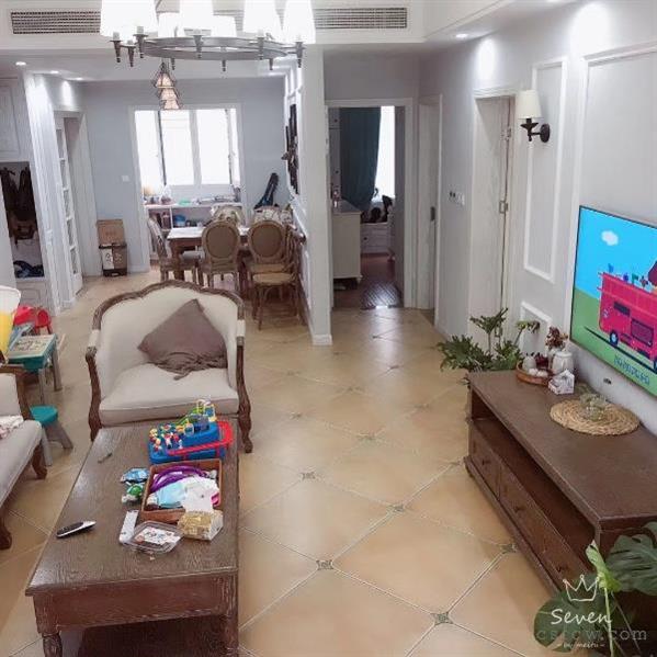 世茂一期精装2/2/2朝南好房215万