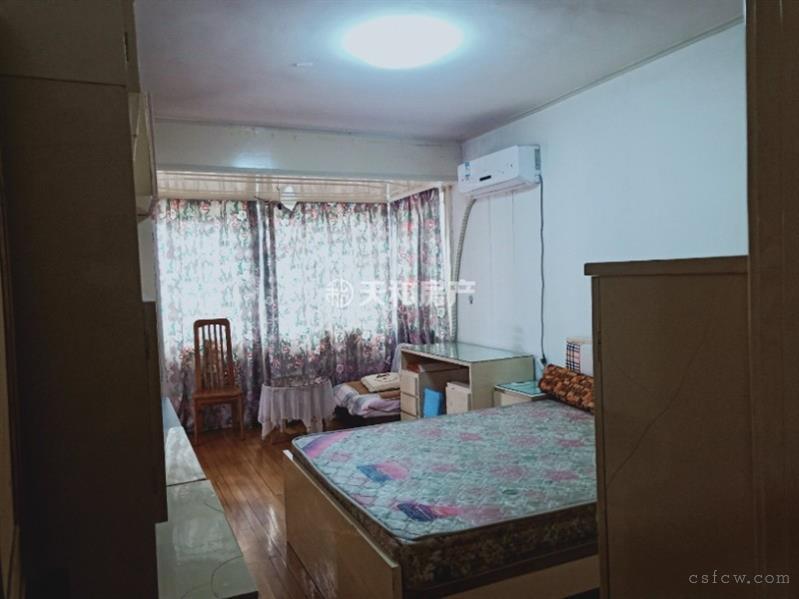 五星学区两居南向业主诚意出售性价比高