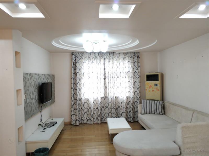 百盛花园精装3/2/2朝南好房180万