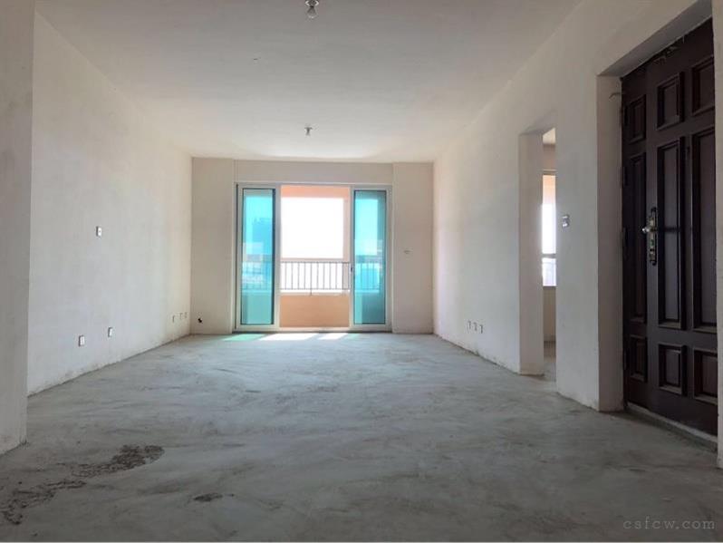 香山苑跃层4跃5楼198平方全新毛坯出售急