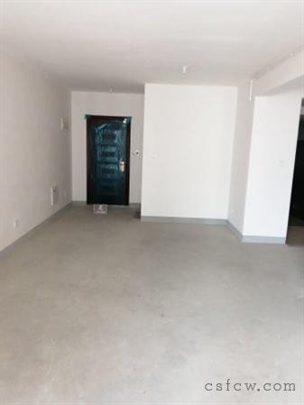 万达华府小三房南北通透有名额满二185万