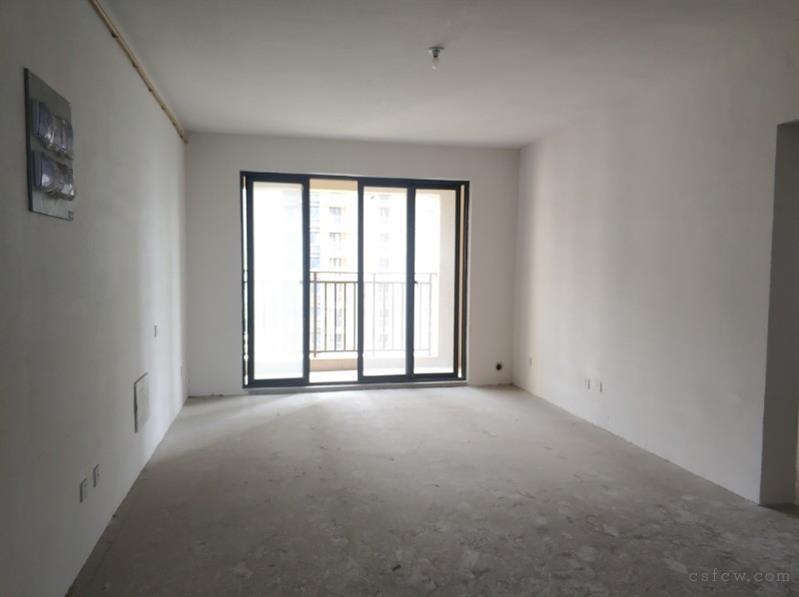 藕渠家园毛坯3/2/2朝南好房195万