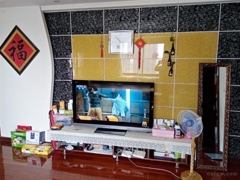 尚湖中央花园精装3/2/2朝南好房173万