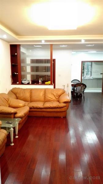 尚湖中央花园二期独梯独户200万