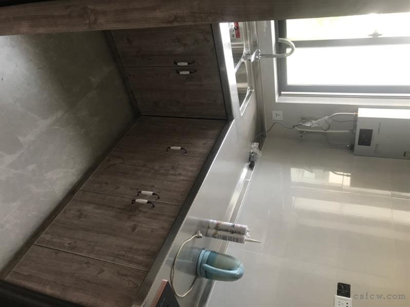 出租元丰园二期精装修3房，黄金楼层，4.2万一年