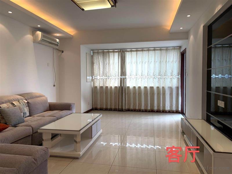 南部新城东区铂宫精装出售143平248万