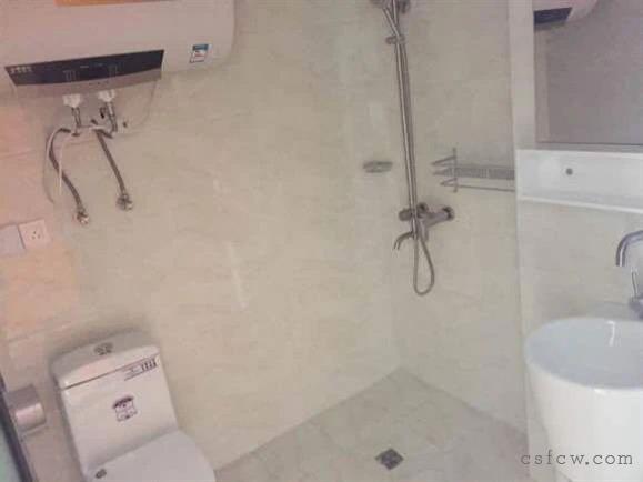 紫晶城精装2/2/1朝北好房49万