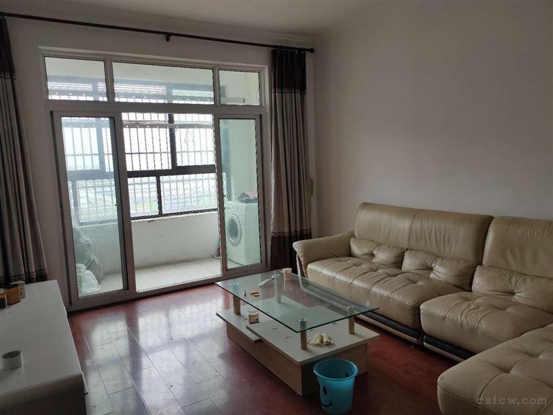 薇尼诗花园精装两房97平139万