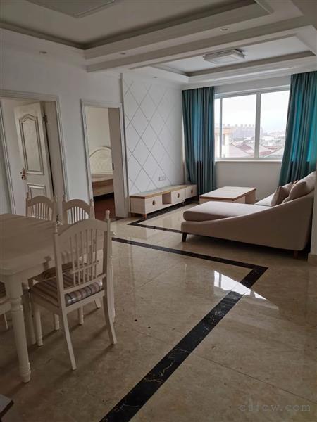 五星二区精装3/2/1朝南好房178万