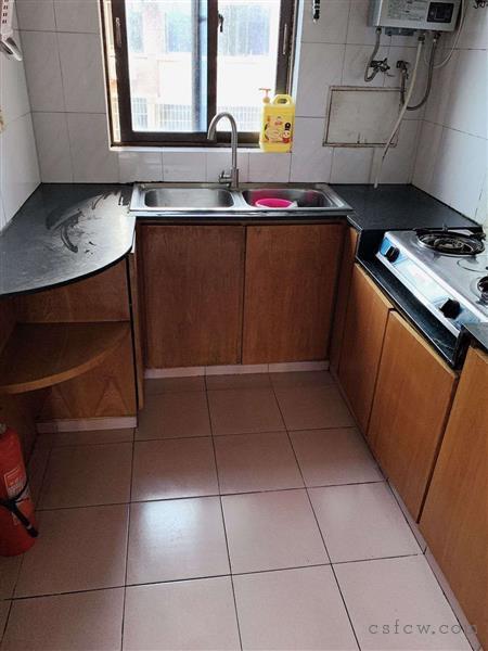 漕泾双学区2楼72平方车库独用装修设全初三170万