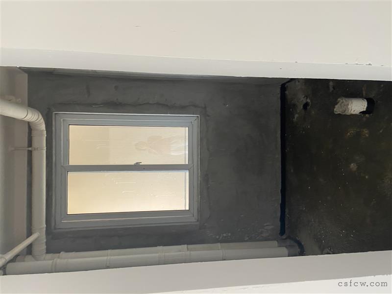 金鑫花苑，100平，毛坯，110万