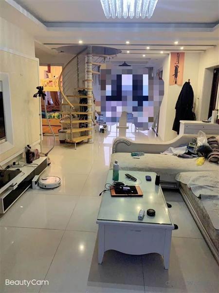 朗逸湾，96平，2-2-1，精装修，家具家电打包卖，88万，