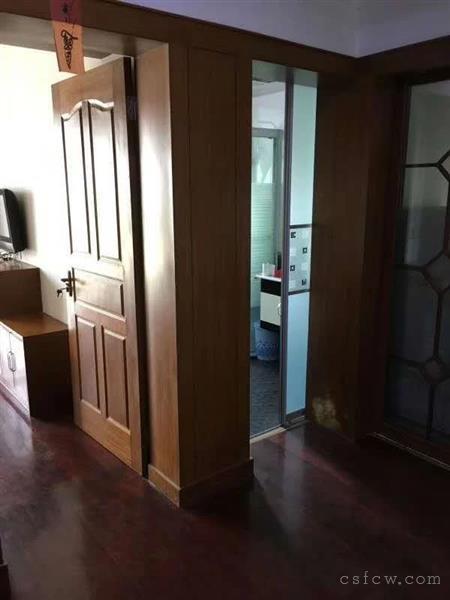 润欣花园54平方、精装保养好、满2年、诚心出售