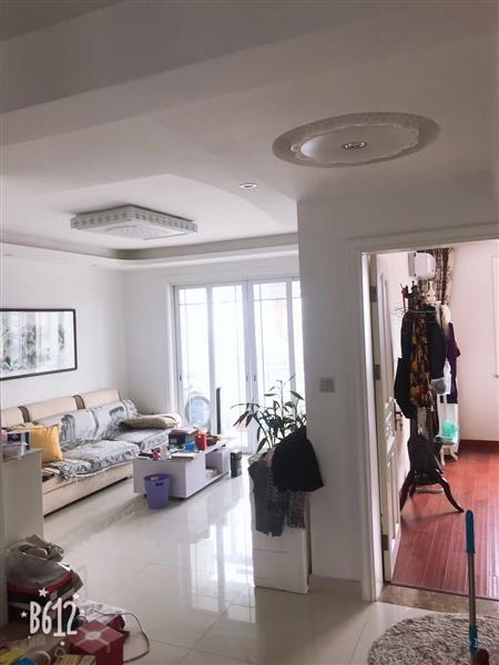 聆湖苑97平阁楼70平精装阁楼层高2.2米实用面积160平精装