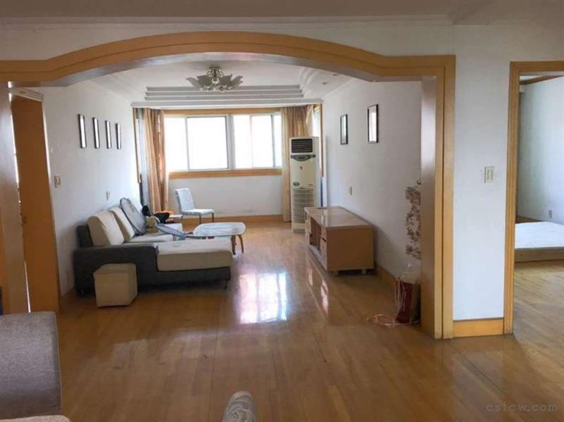 花园公寓125平，有名额，215万简装3/2/2朝南好房215万