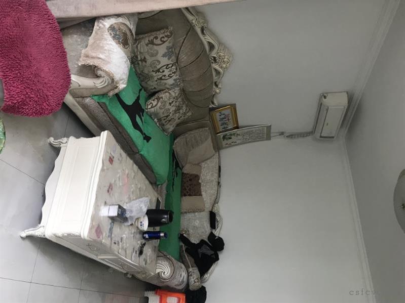 元和小区精装修2房，63平好楼层105万