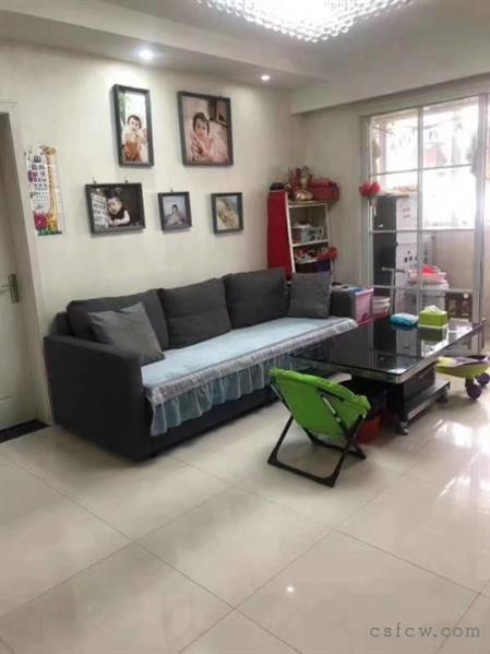 元和三区精装修3房，88平137万，名额2年后