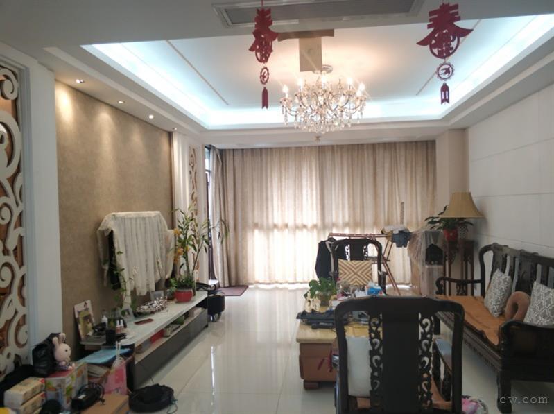 衡泰国际花园豪装4/2/2朝南好房405万