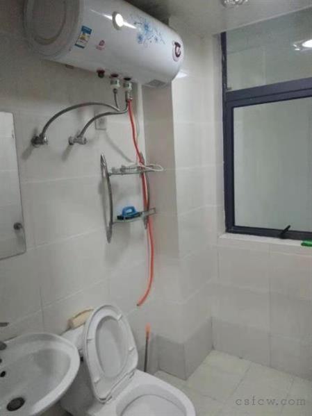 中欧假期花园83平精装2房112万可谈