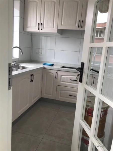 紫晶城精装2/2/1朝南好房50万