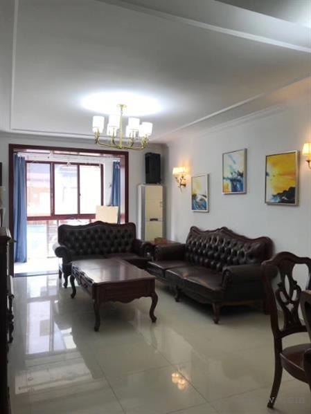 常熟花园精装2/2/1朝南好房175万