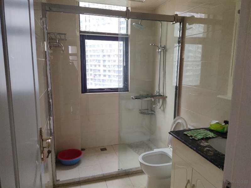 森兰公寓精装3/2/2朝南好房158万