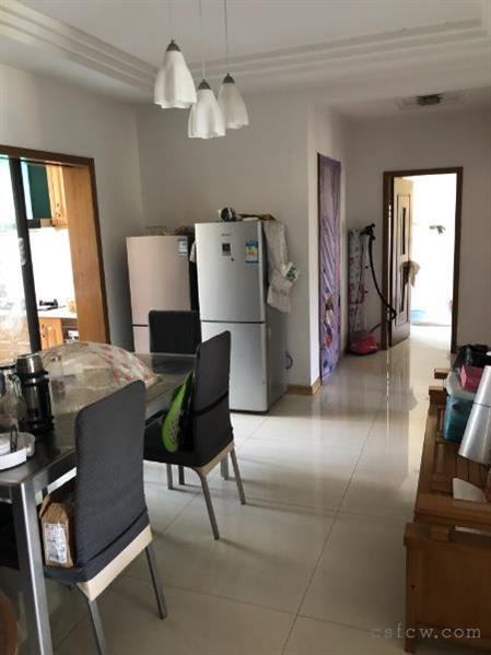 新世纪国际花园精装2/2/1朝南好房110万