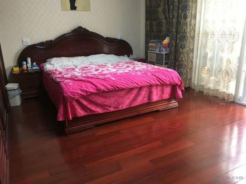 福山支福线，34顶跃产证204平米，满2年，能上学，118万