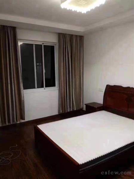 御景城合租主卧带卫生间