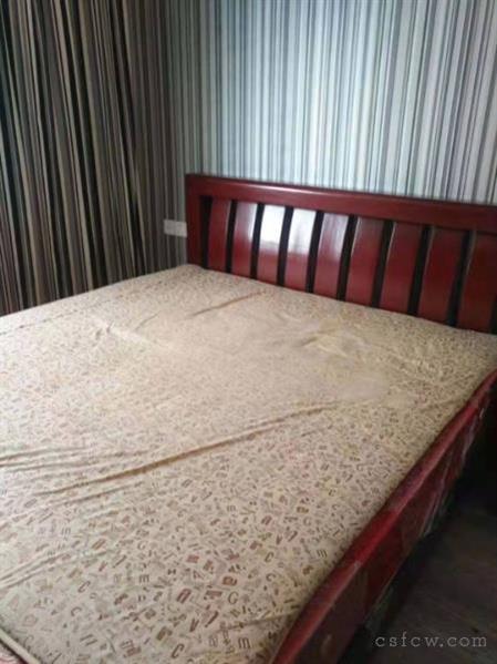 城市花园精装一房，月租1800元