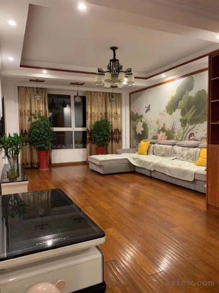 丽都花园精装2/2/1朝南好房122万