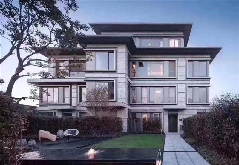 雅兰美地独栋别墅350平方1450万毛坯满2年