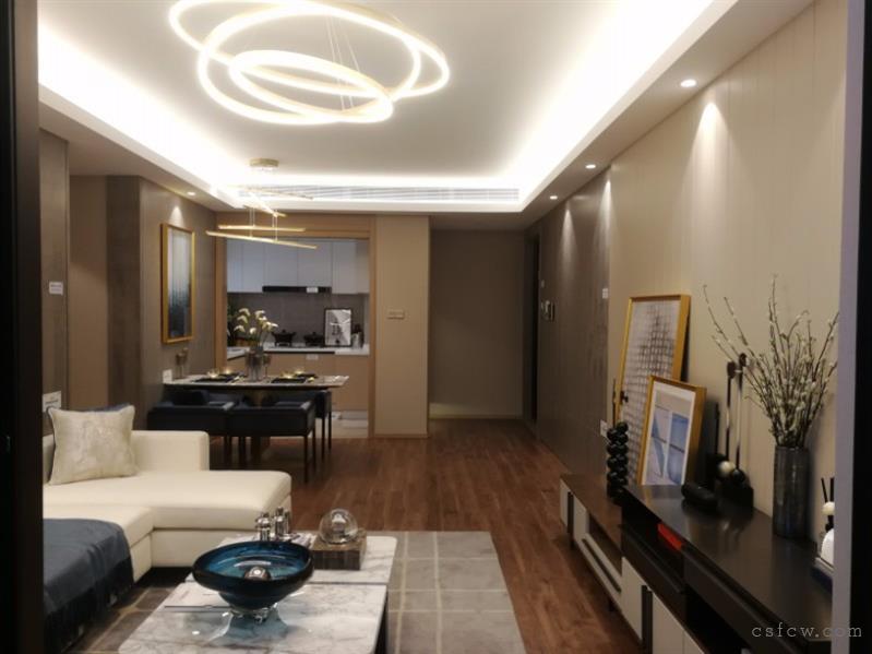 金仓花园精装3/2/2朝南好房3000元/月