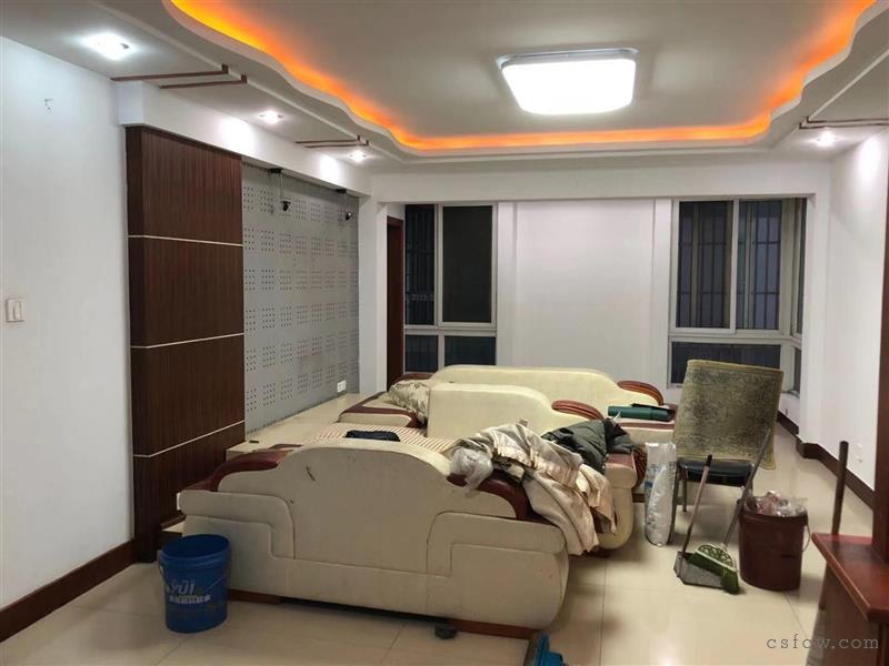 塘桥胡同新村126平精装产证满5年有学位首付低