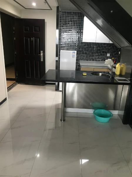 紫晶城精装2/2/1朝南好房43万