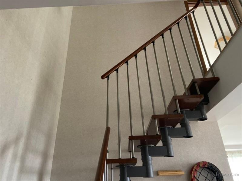 紫晶城精装2/2/2朝南好房2500元/月