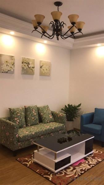 东湖京华精装3/2/2朝南好房2100元/月