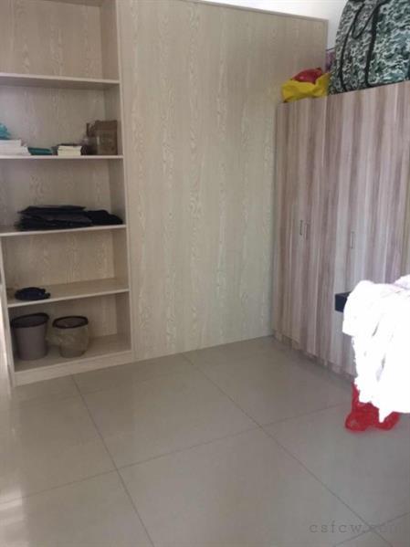 东南食品城简装1/1/1朝南好房1800元/月