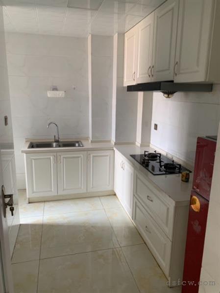 薇尼诗花园精装2/1/1朝南好房130万