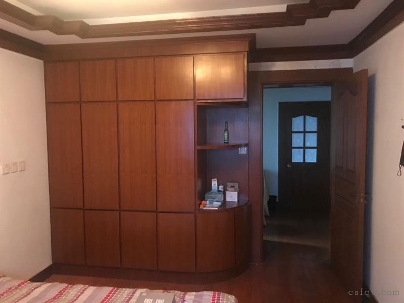 虞园新村简装2/1/1朝南好房1300元/月