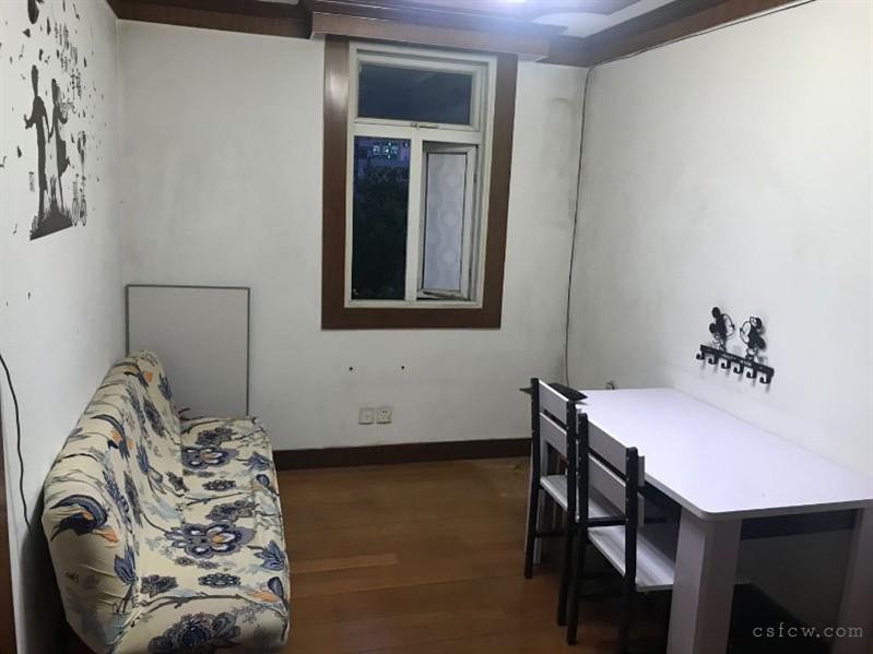 虞园新村精装2/2/1朝南好房1400元/月