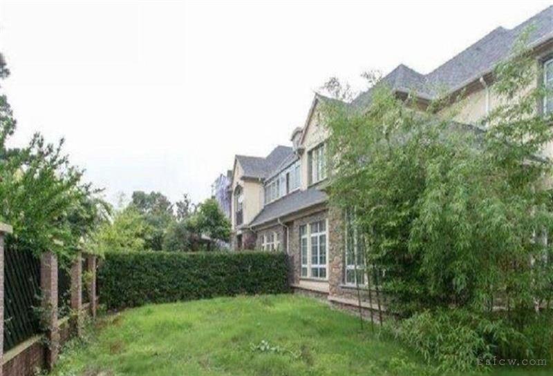 金鸡湖一号小区前排低于2手房买到就是赚到环金鸡湖