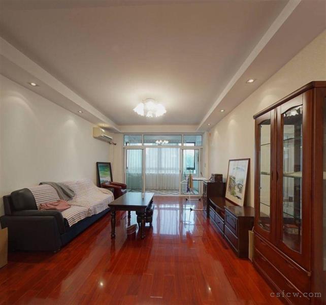 金鸡湖花园精装三房，业主换购，诚意出售看房方便价格可谈