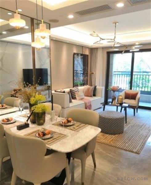 内部特价中骏天荟，人民路平江万达4号线旁近繁花，精装修三开间朝南