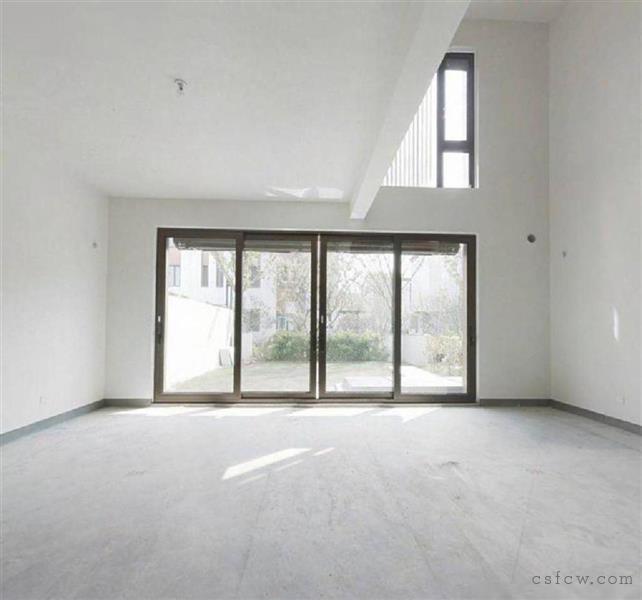 物业租售中心，世茂铜雀台3期，4室2厅，纯毛坯别墅诚意出售