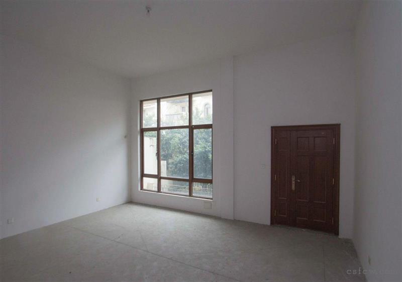 物业中心金鸡湖学笑，玫瑰湾联排别墅，纯毛坯环境优美业主诚意