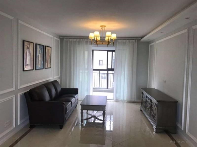 香溢璟庭，精装，3室2卫，3600元/月，拎包入住